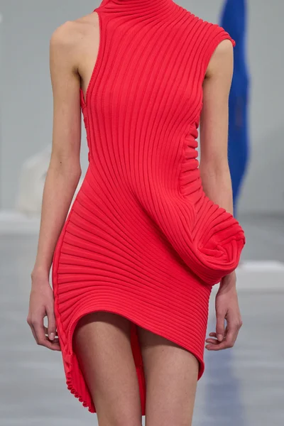Look 7
